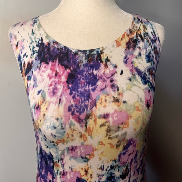 NWOT LOGO any Lori Goldstein Tank Top w/ Asymmetrical Hem in pristine condition! - Picture 2 of 6